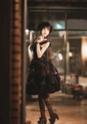 亚洲一区二区欧美制服_高清在线观看完整版