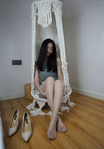 欧美电影带裸露广告_4K免费观看视频