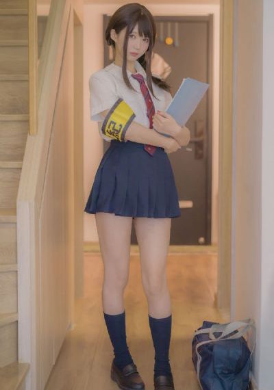《年轻的女教师中文版》悬疑片_蓝光在线观看高清