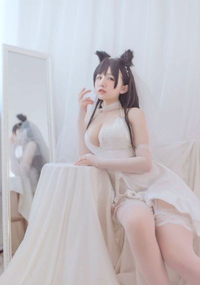 日韩制服丝袜亚洲图片_1080动漫在线观看