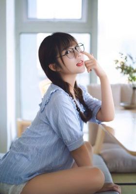 欧美亲胸吻胸黄色视频_国产剧动漫在线观看