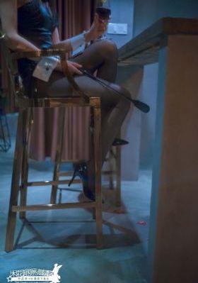 美女脱yifu_国产剧在线观看高清