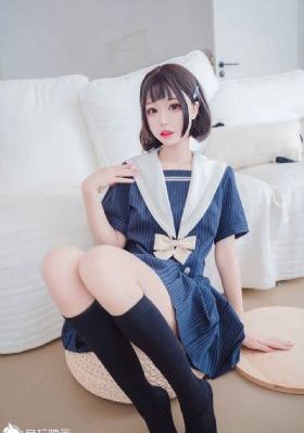 日韩中年妇女图片_完整版在线观看