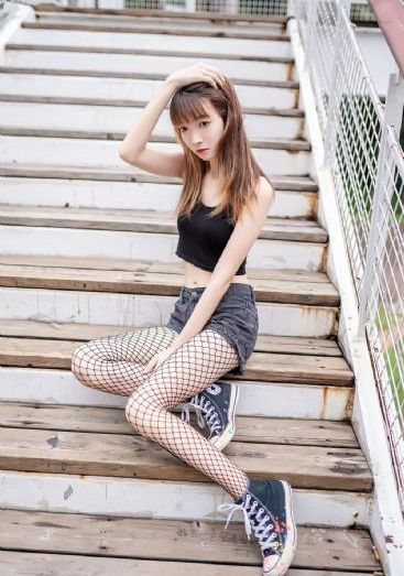 电影院揉女朋友奶头h_1080在线播放
