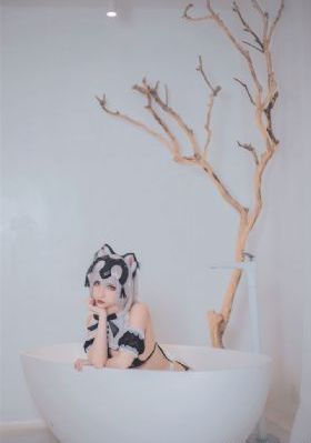 日韩美女吻戏_720HD高清在线观看